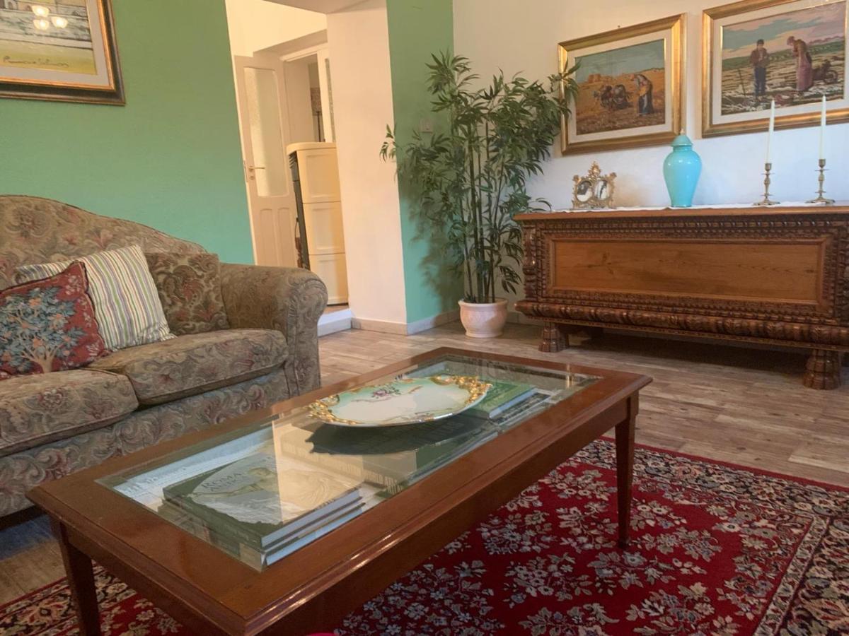 Apartament Casa Caterina In Centro Sindia Zewnętrze zdjęcie