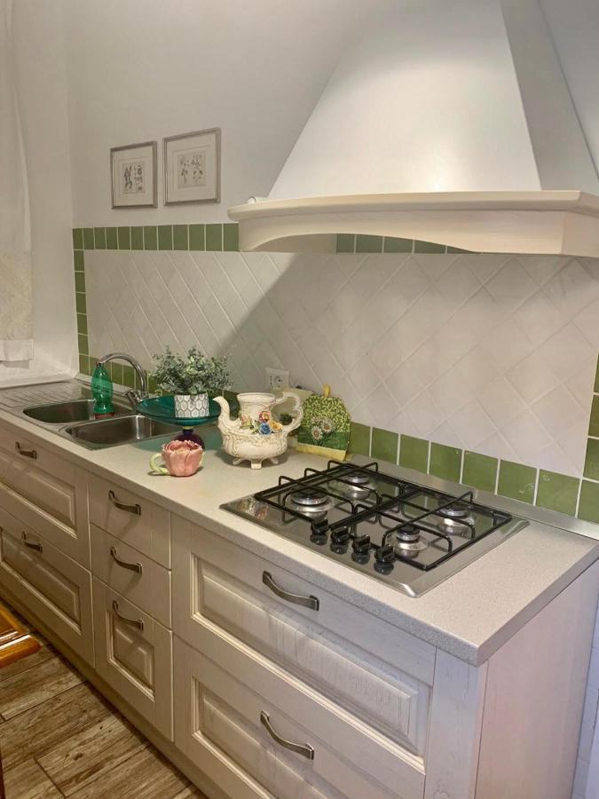 Apartament Casa Caterina In Centro Sindia Zewnętrze zdjęcie