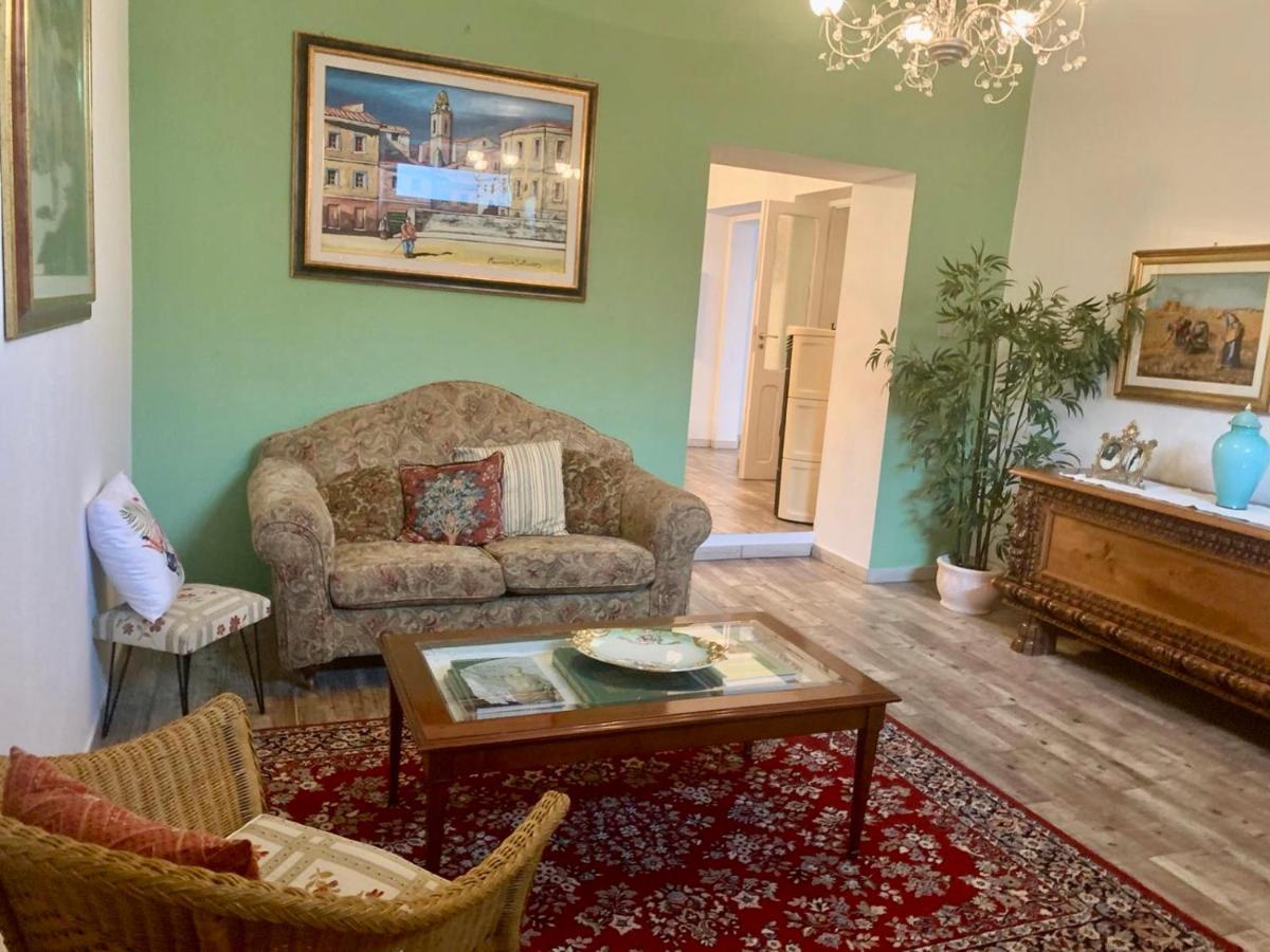 Apartament Casa Caterina In Centro Sindia Zewnętrze zdjęcie